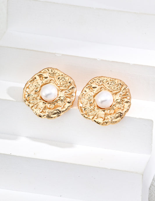 Golden Radiance Sculpted Pearl Earrings